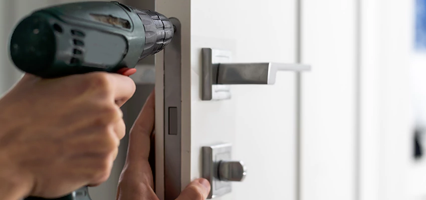 Locksmith For Lock Replacement Near Me in Arvin, CA